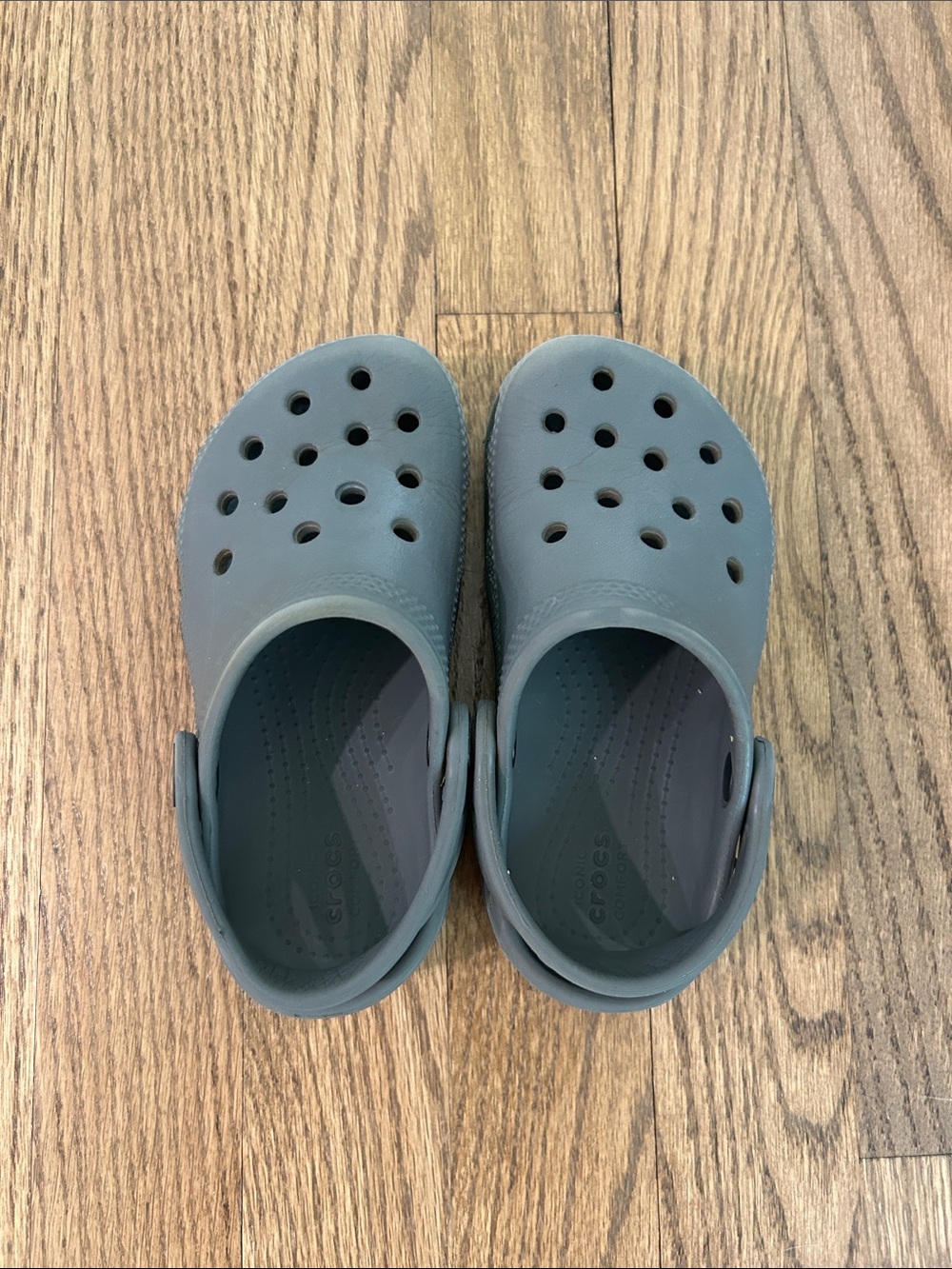 CROCS Kids Classic Clog in Slate Gray